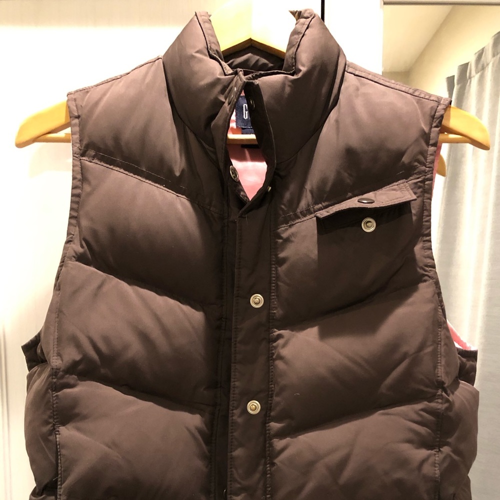 Gap Puffy Vest
